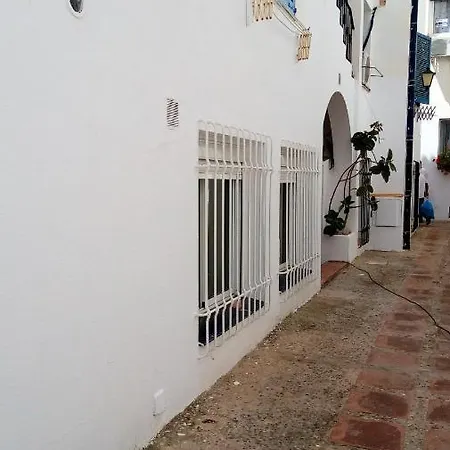 Studio Carrer Pere Anton Ferrer דירה סיטגס