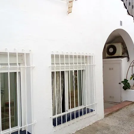 Studio Carrer Pere Anton Ferrer * סיטגס